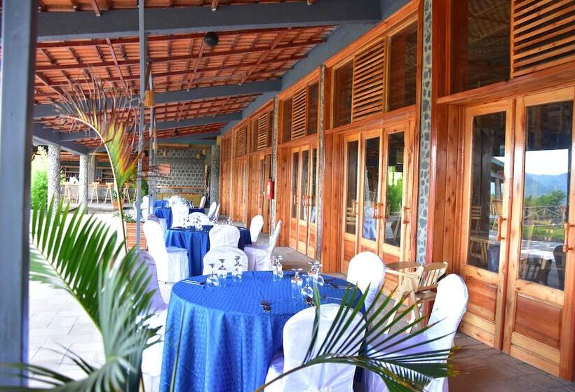 هتل Classic Lodge