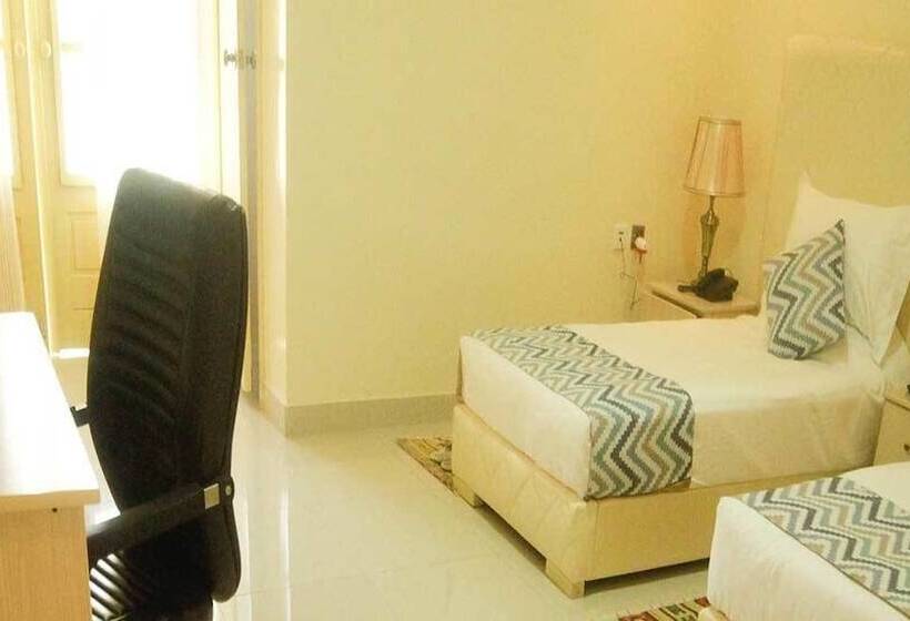 هتل Classic Lodge