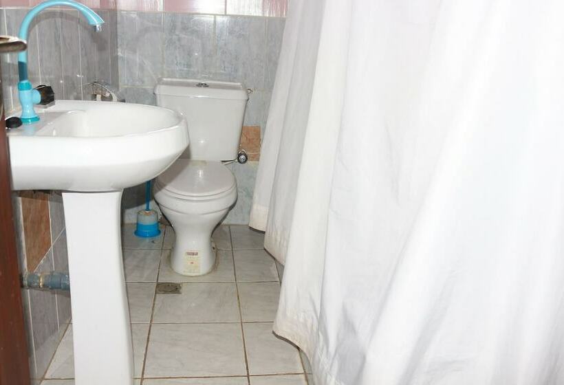 هتل Gems Grand Lodge