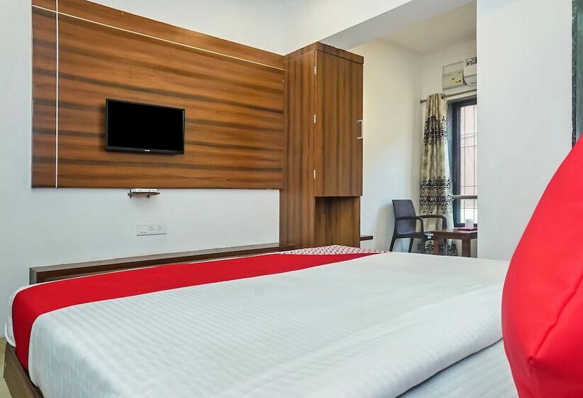 هتل Kohinoor Plaza By Oyo Rooms