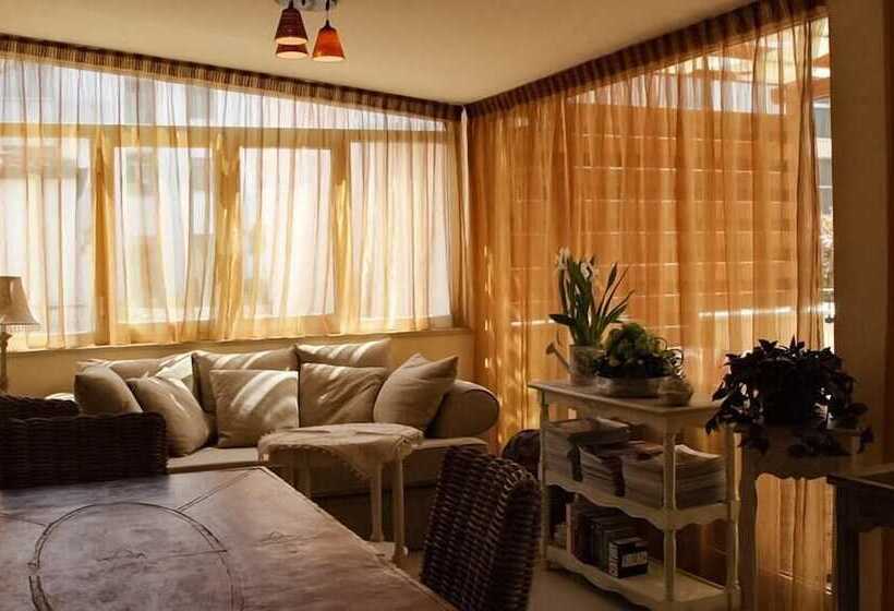 Отель La Pergola