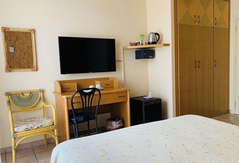 Отель La Pergola