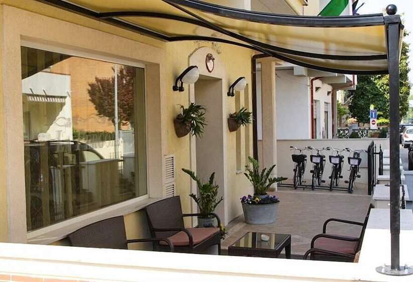 Отель La Pergola