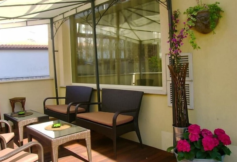 Отель La Pergola