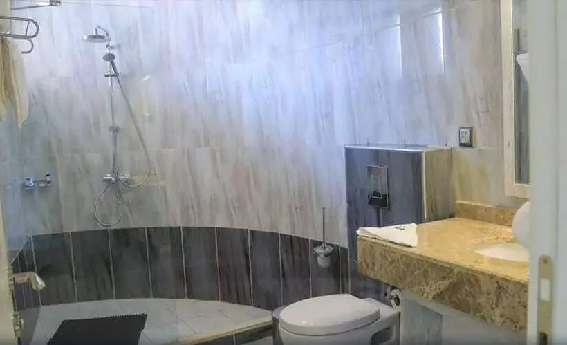 هتل Leva Afar Semera Resort