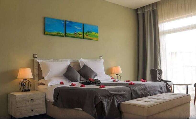 هتل Leva Afar Semera Resort