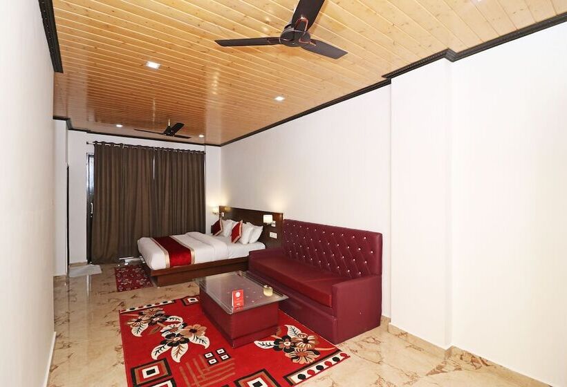 Hotel Oyo 14686 Seven Heavens