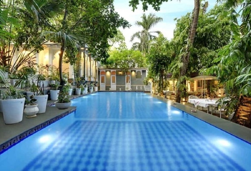 فندق Raj Palace Udaipur