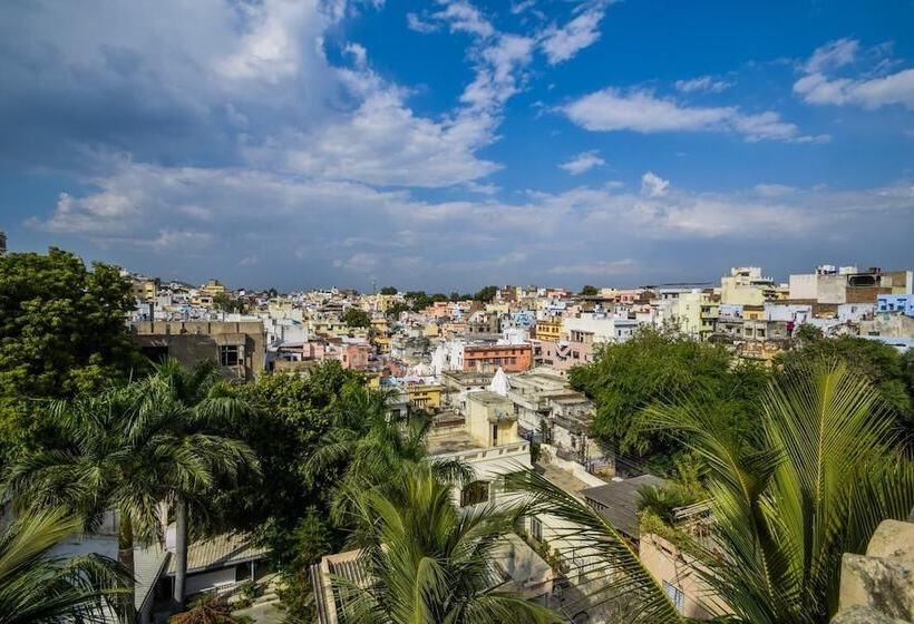 فندق Raj Palace Udaipur
