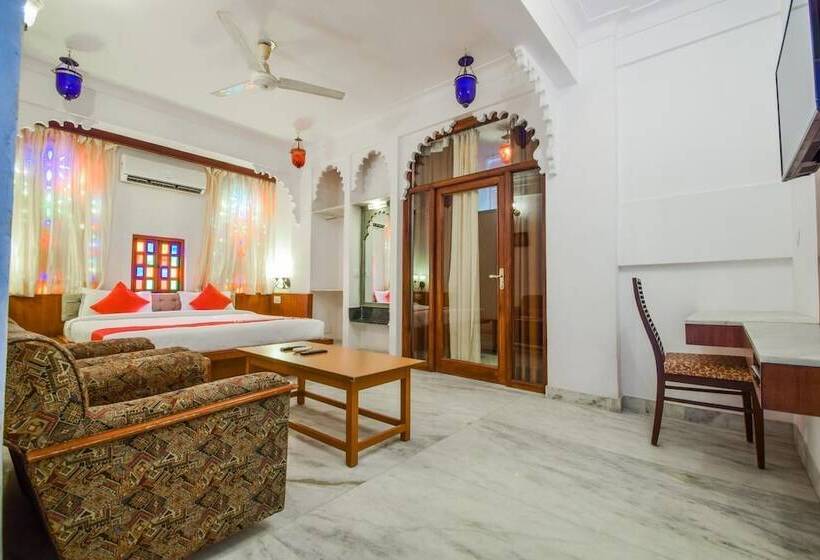 فندق Raj Palace Udaipur