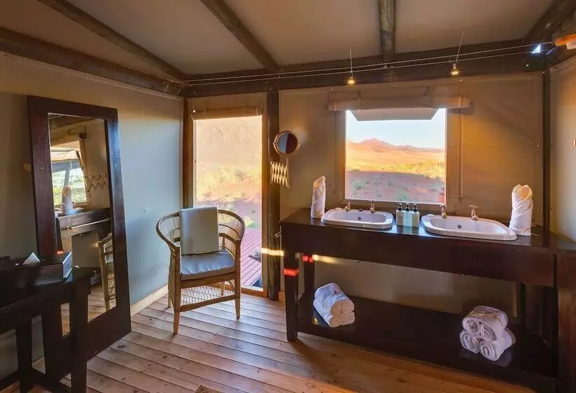 هتل Wolwedans Dunes Lodge