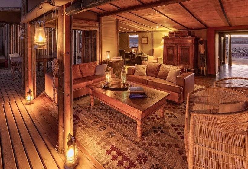 هتل Wolwedans Dunes Lodge