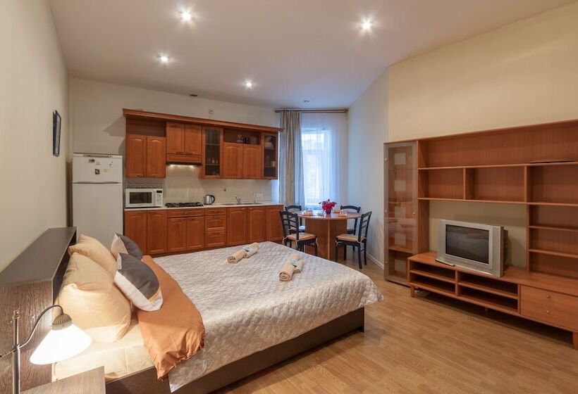 Mini Hotel Favourite