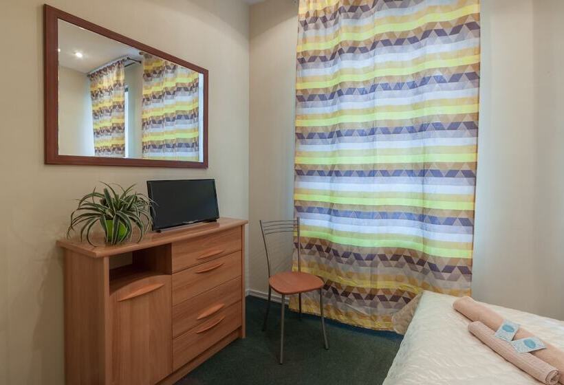 Mini Hotel Favourite