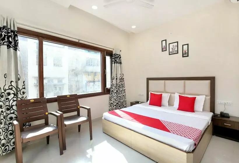 Oyo 24501 Hotel Forever Inn