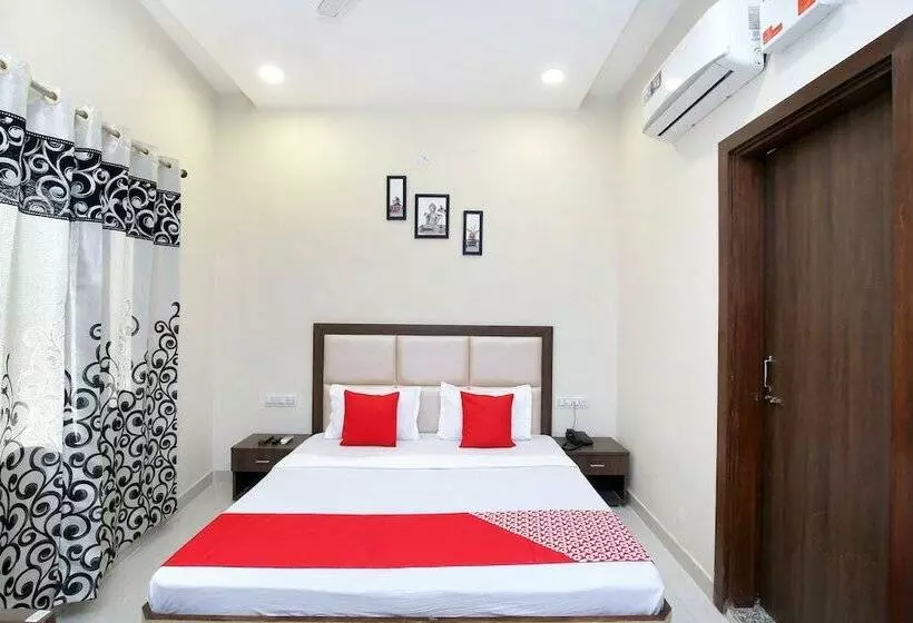 Oyo 24501 Hotel Forever Inn