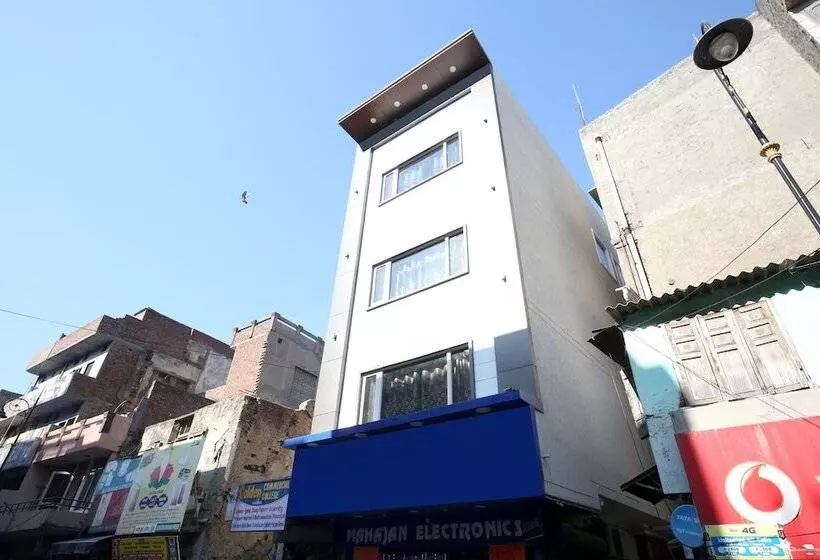 Oyo 24501 Hotel Forever Inn