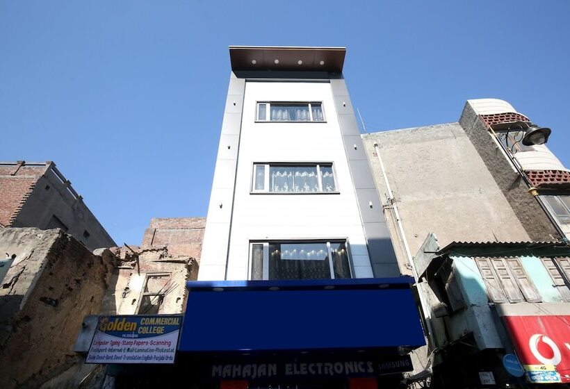 Oyo 24501 Hotel Forever Inn