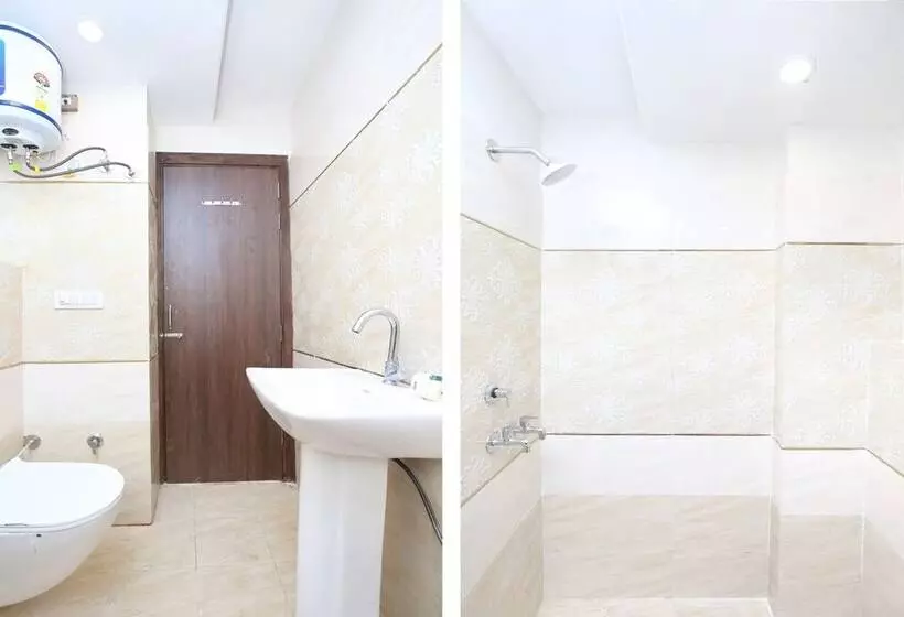 Oyo 24501 Hotel Forever Inn