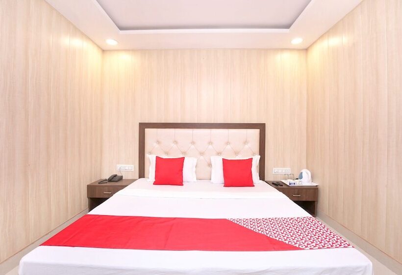 Oyo 24501 Hotel Forever Inn