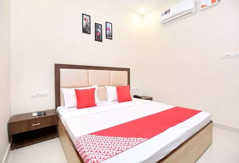 Oyo 24501 Hotel Forever Inn