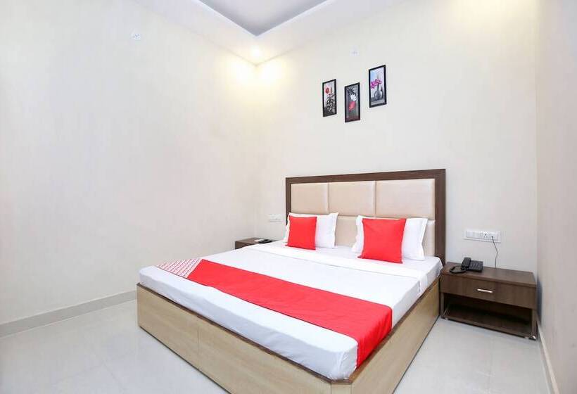 Oyo 24501 Hotel Forever Inn