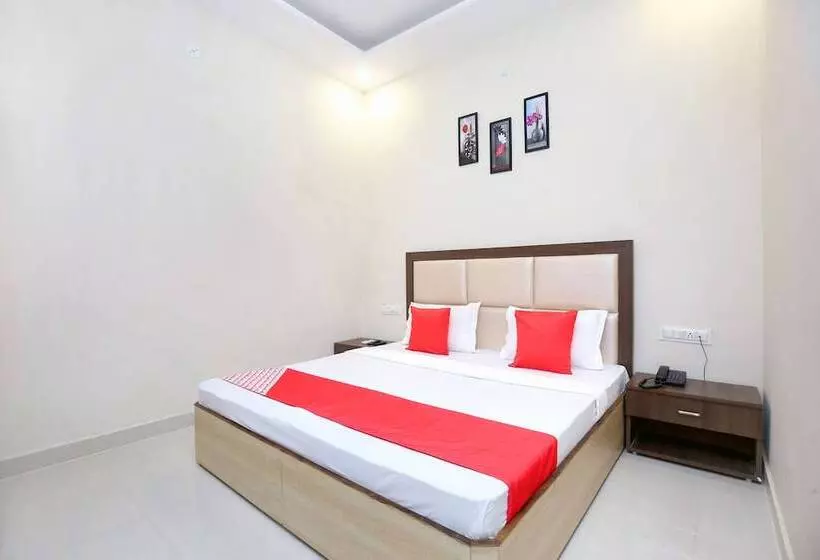 Oyo 24501 Hotel Forever Inn