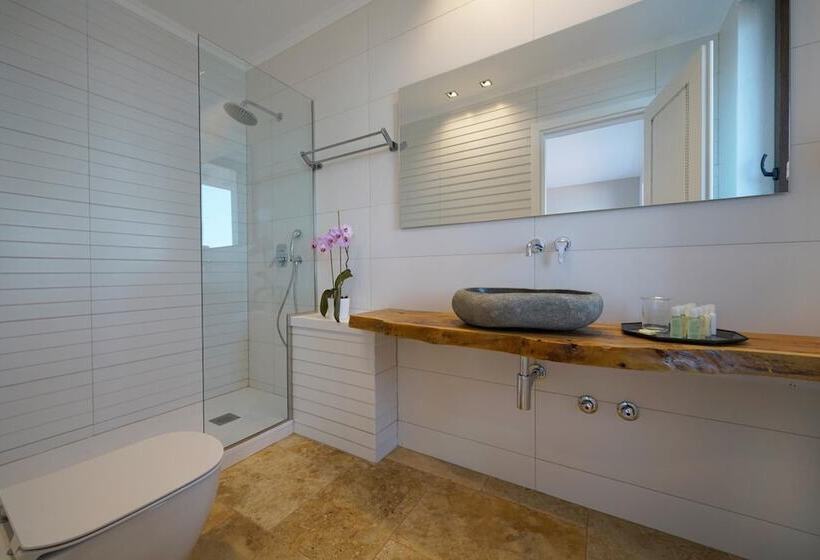 بنسيون Agorastos Suites