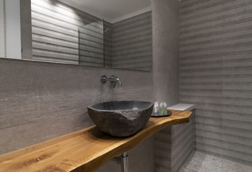 بنسيون Agorastos Suites