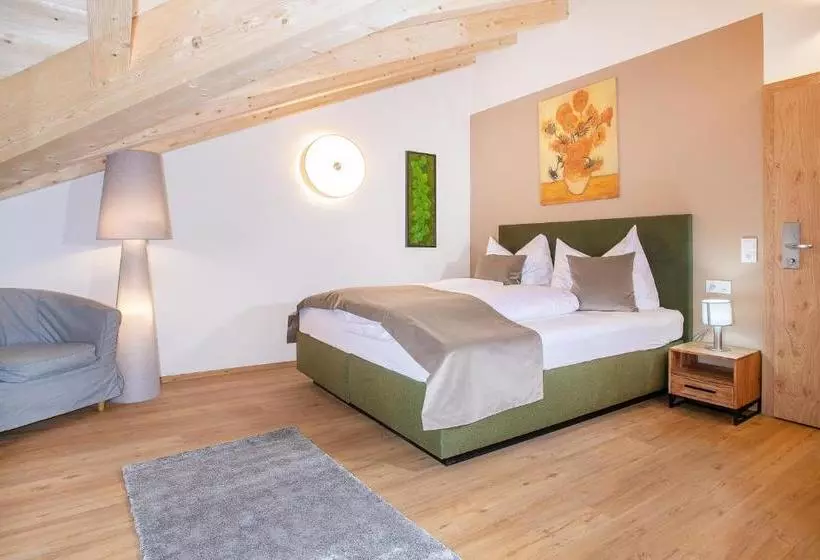 Hostelli Gasthof Dorfwirt Sandgruber Ges.m.b.h