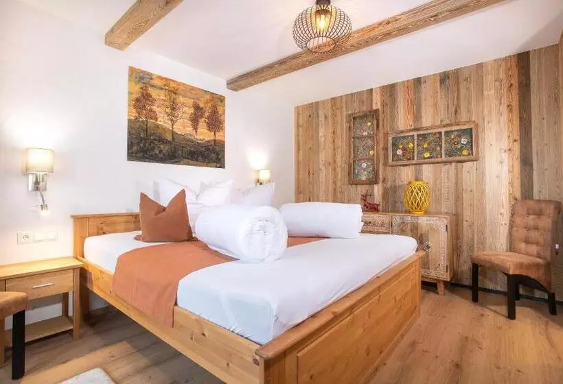 Hostelli Gasthof Dorfwirt Sandgruber Ges.m.b.h