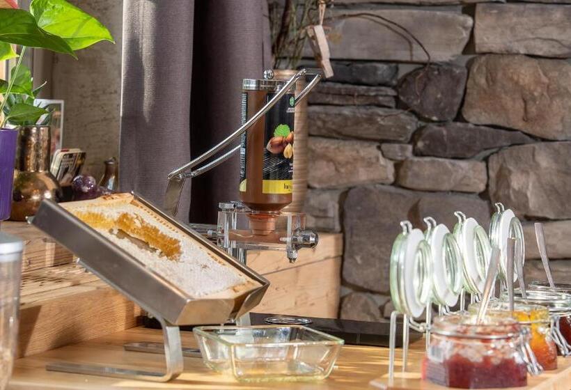 Хостел Gasthof Dorfwirt Sandgruber Ges.m.b.h