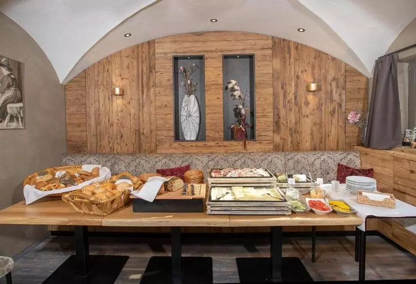 Hostelli Gasthof Dorfwirt Sandgruber Ges.m.b.h