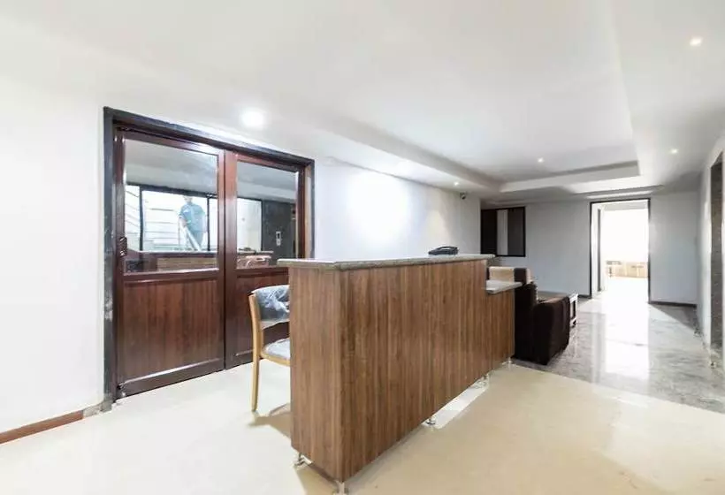 Hotelli Century Executive By Oyo Rooms