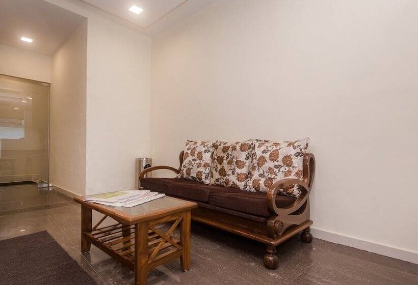 Отель Galaxy Inn By Oyo Rooms