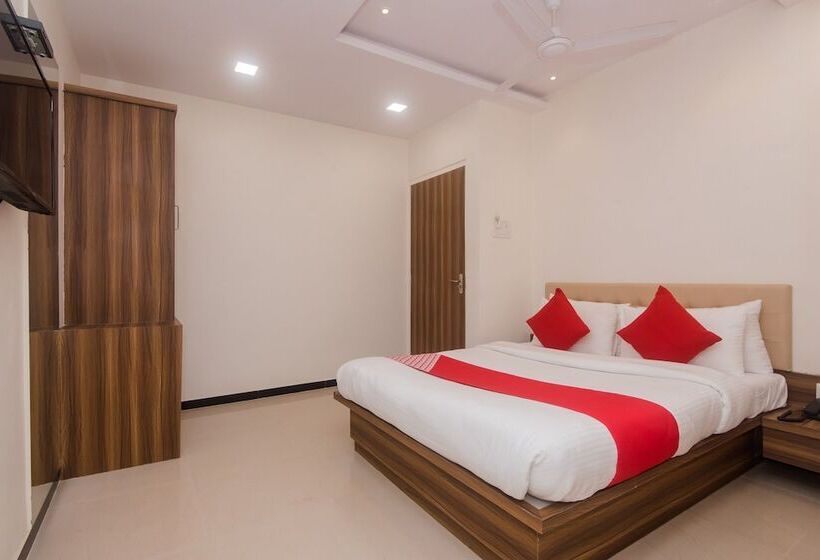 Отель Galaxy Inn By Oyo Rooms