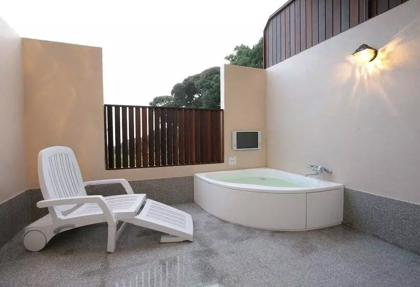 Hotelli Marisol   Adults Only