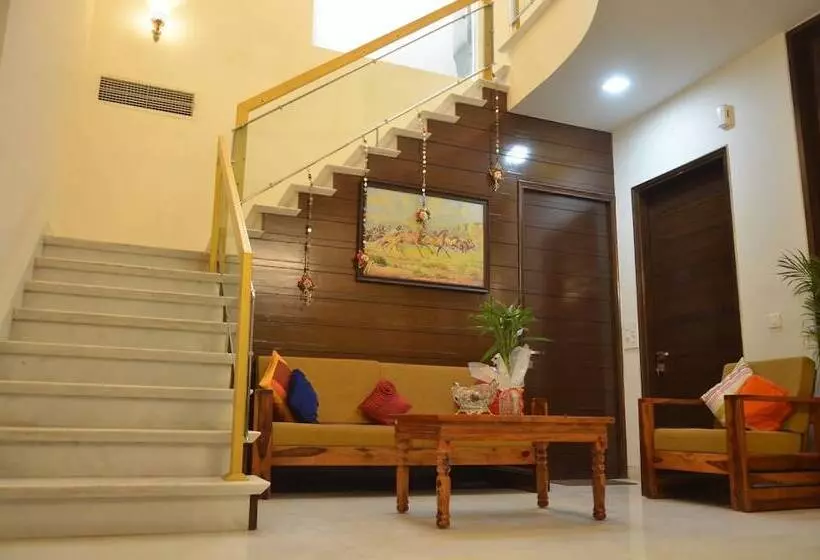 ホテル Mojo M Villa  Airport Boutique