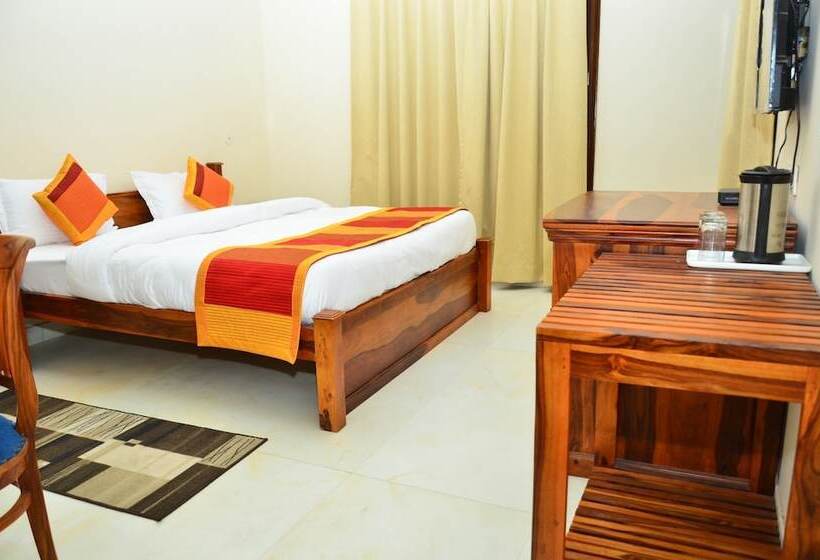 هتل Mojo M Villa Airport Boutique