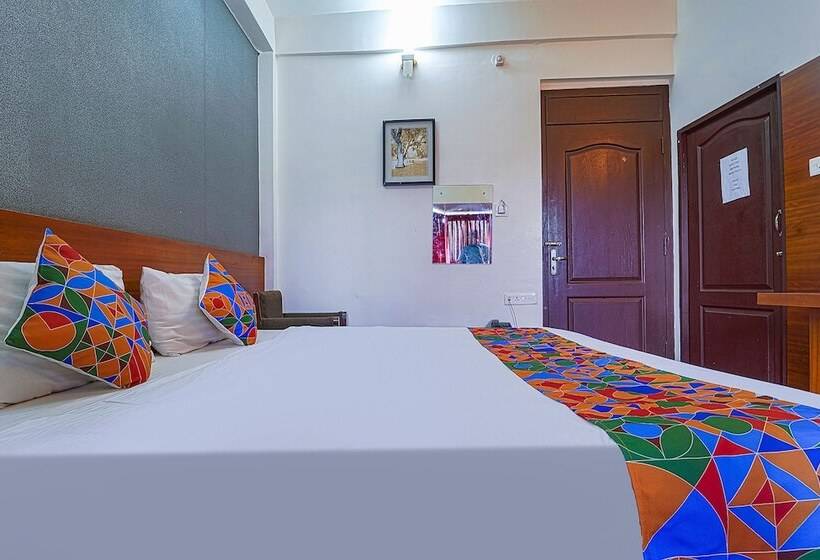 בית מלון כפרי Ooty Prakash Residency