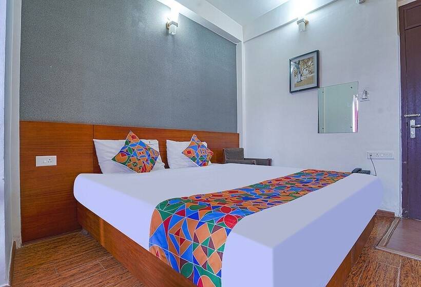 בית מלון כפרי Ooty Prakash Residency