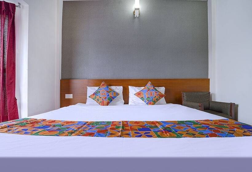 בית מלון כפרי Ooty Prakash Residency