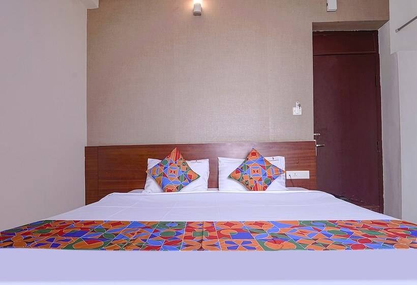 בית מלון כפרי Ooty Prakash Residency