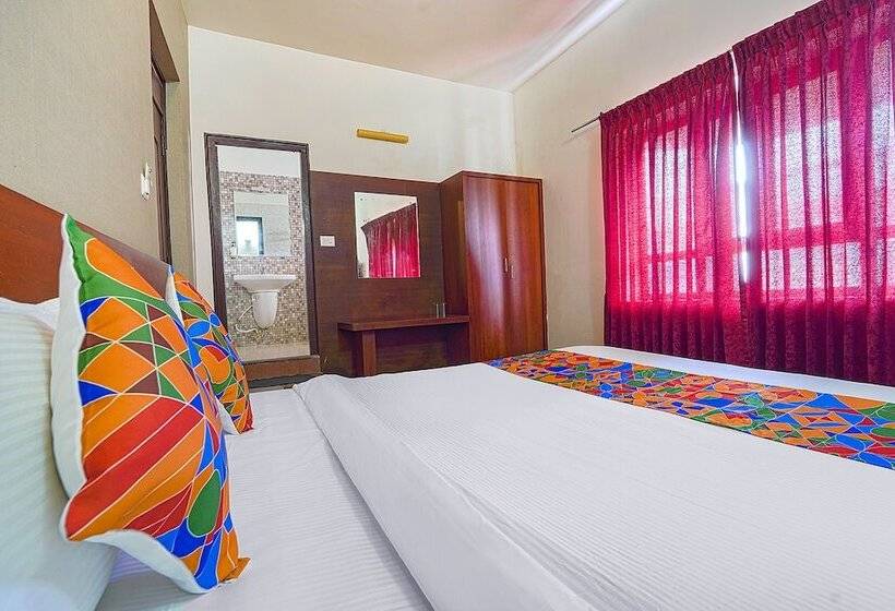 בית מלון כפרי Ooty Prakash Residency