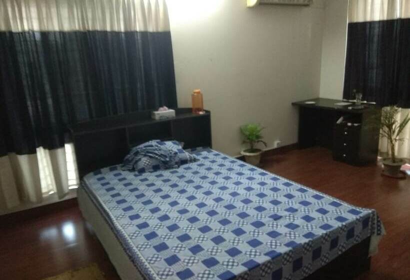 ホテル Orenda Boutique