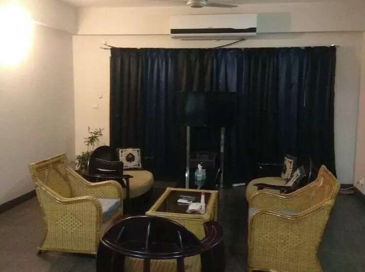 هتل Orenda Boutique