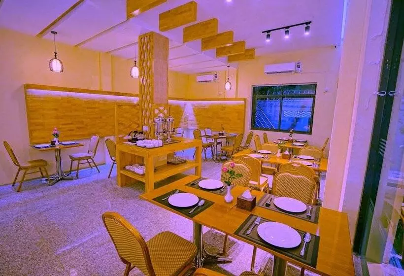 هتل Relax Mandalay