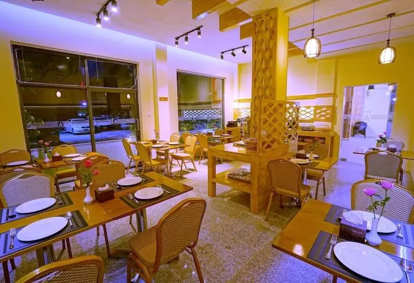 هتل Relax Mandalay