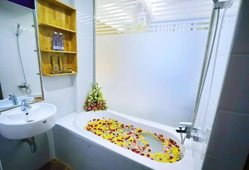 هتل Relax Mandalay