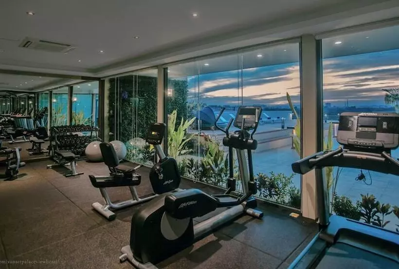 Hotelli Sunset Palace View Suites